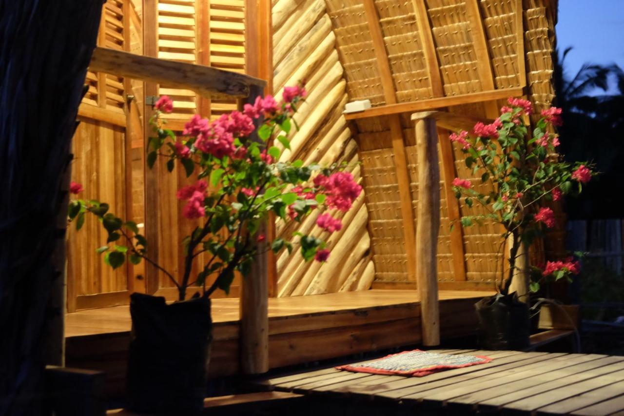 Palayan Paradise Huts 산 비센테 외부 사진